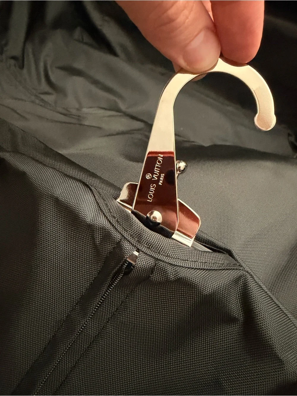 100% AUTHENTIC Louis Vuitton Damier Graphite Pégase 65